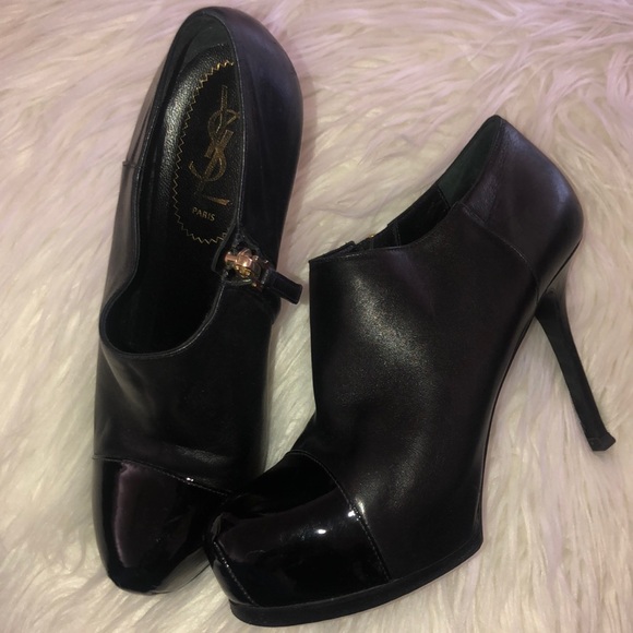 Saint Laurent Tribtoo Cap-toe Leather Ankle Boot